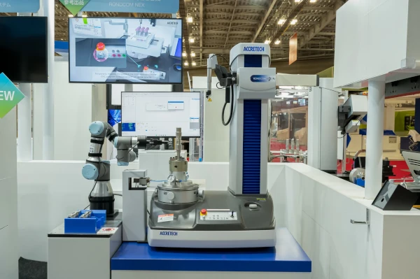 Roundness and cylindrical profile measuring instrument