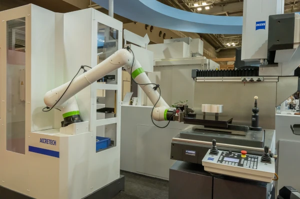 Coordinate measuring machine