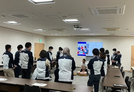 Practical training on the automated external defibrillator (AED)
